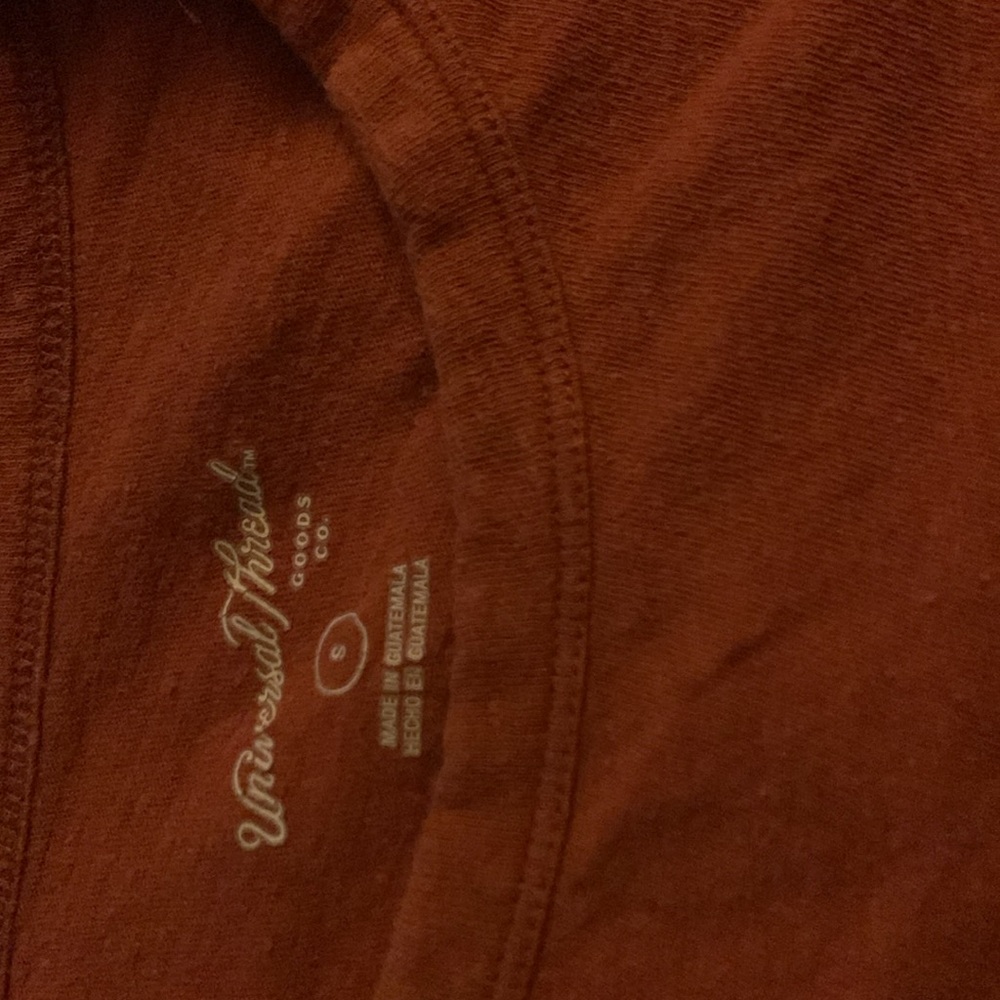 Universal Threads Burnt Orange Top - Picture 3 of 4